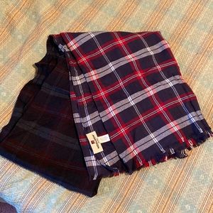Woolrich scarf/wrap. Red/navy plaid
